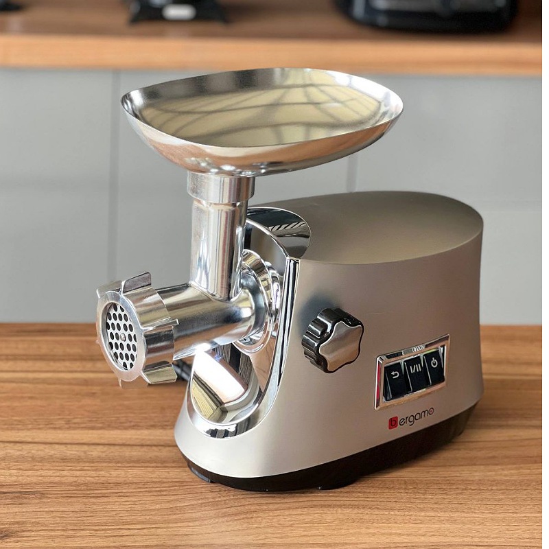 چرخ گوشت برگامو مدل EU-MG2626YCM